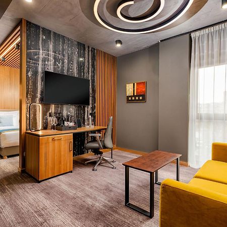 Hotel Vibre Cluj-Napoca Exterior foto Suite