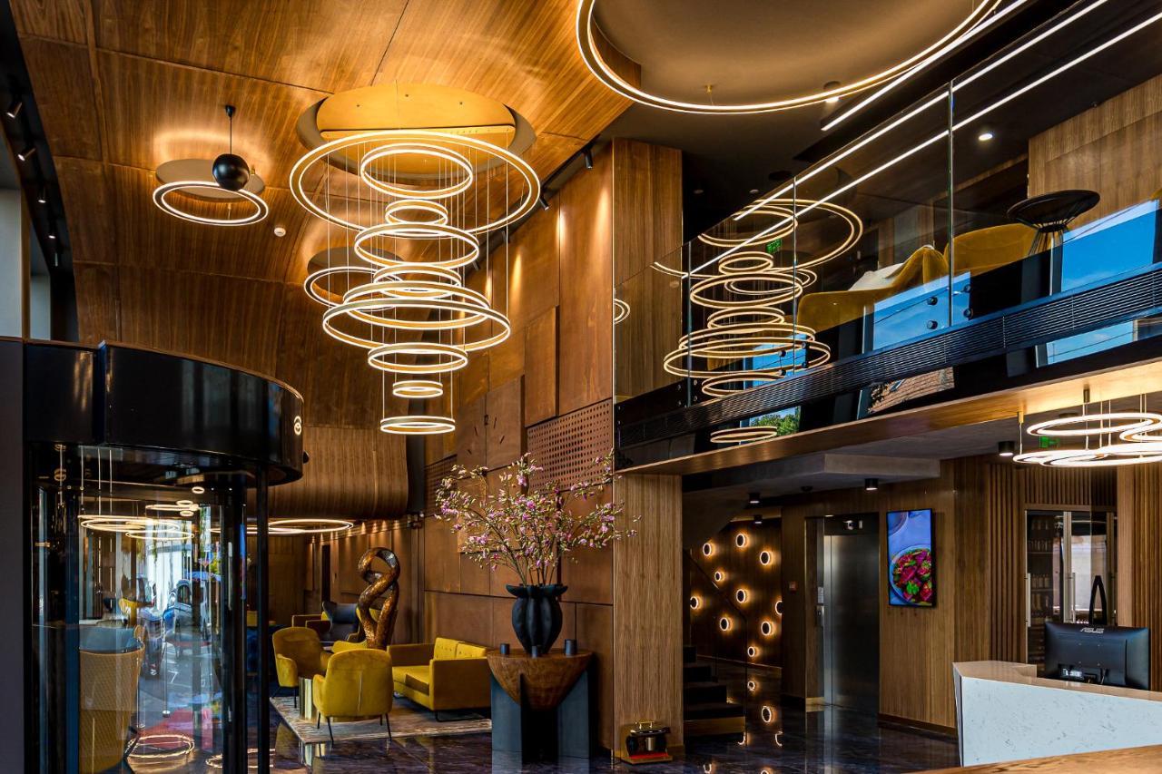Hotel Vibre Cluj-Napoca Exterior foto The lobby of the hotel