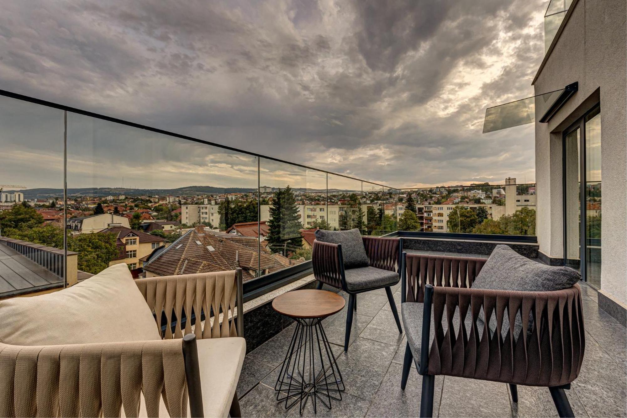 Hotel Vibre Cluj-Napoca Exterior foto Skyline Terrace