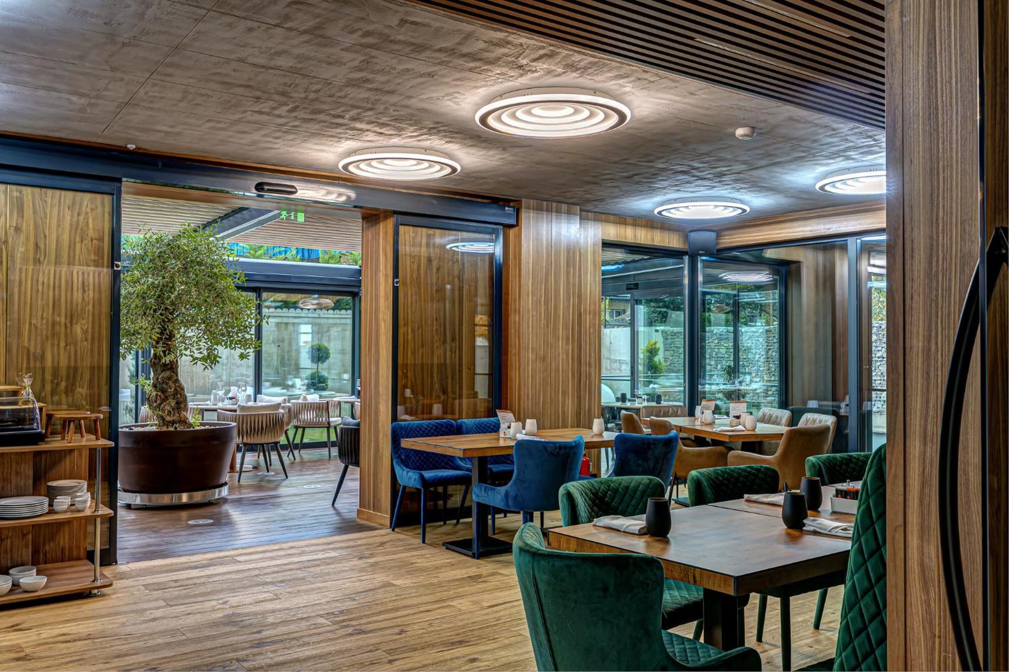 Hotel Vibre Cluj-Napoca Exterior foto Restaurant