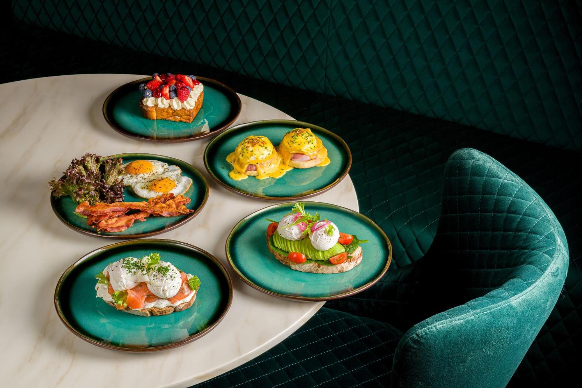 Hotel Vibre Cluj-Napoca Exterior foto Breakfast at the Ivy, St John's Wood