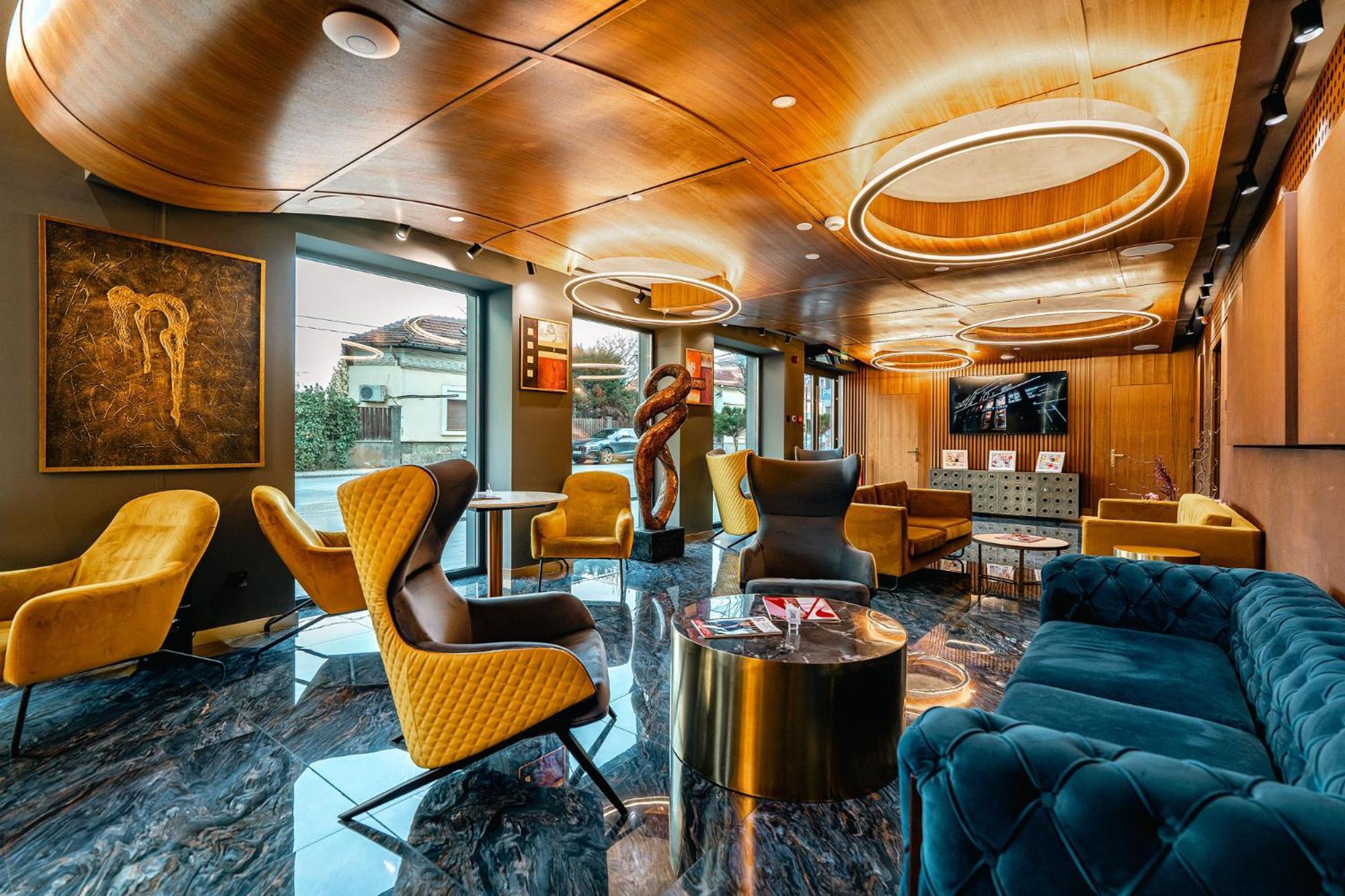 Hotel Vibre Cluj-Napoca Exterior foto The lobby of the hotel